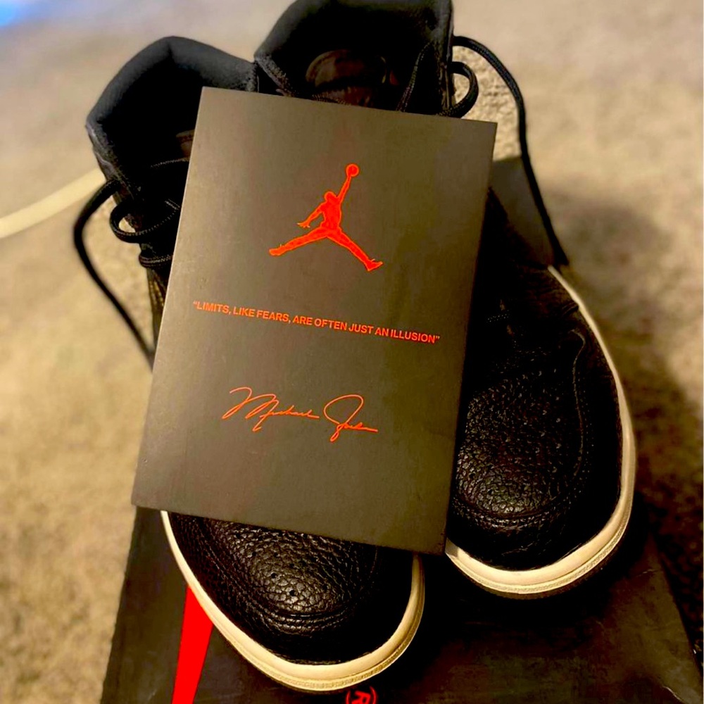 Air Jordan 1 Og’s size 11.5